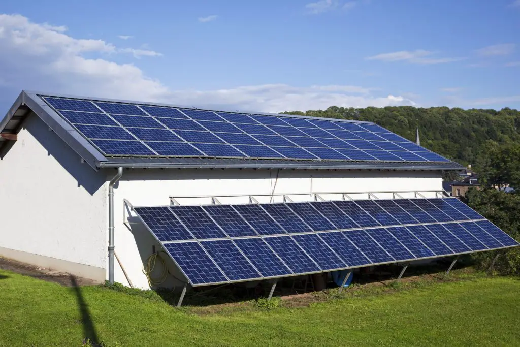 Solar Powered Pole Barn